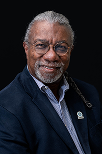 Dr. Denauvo Robinson